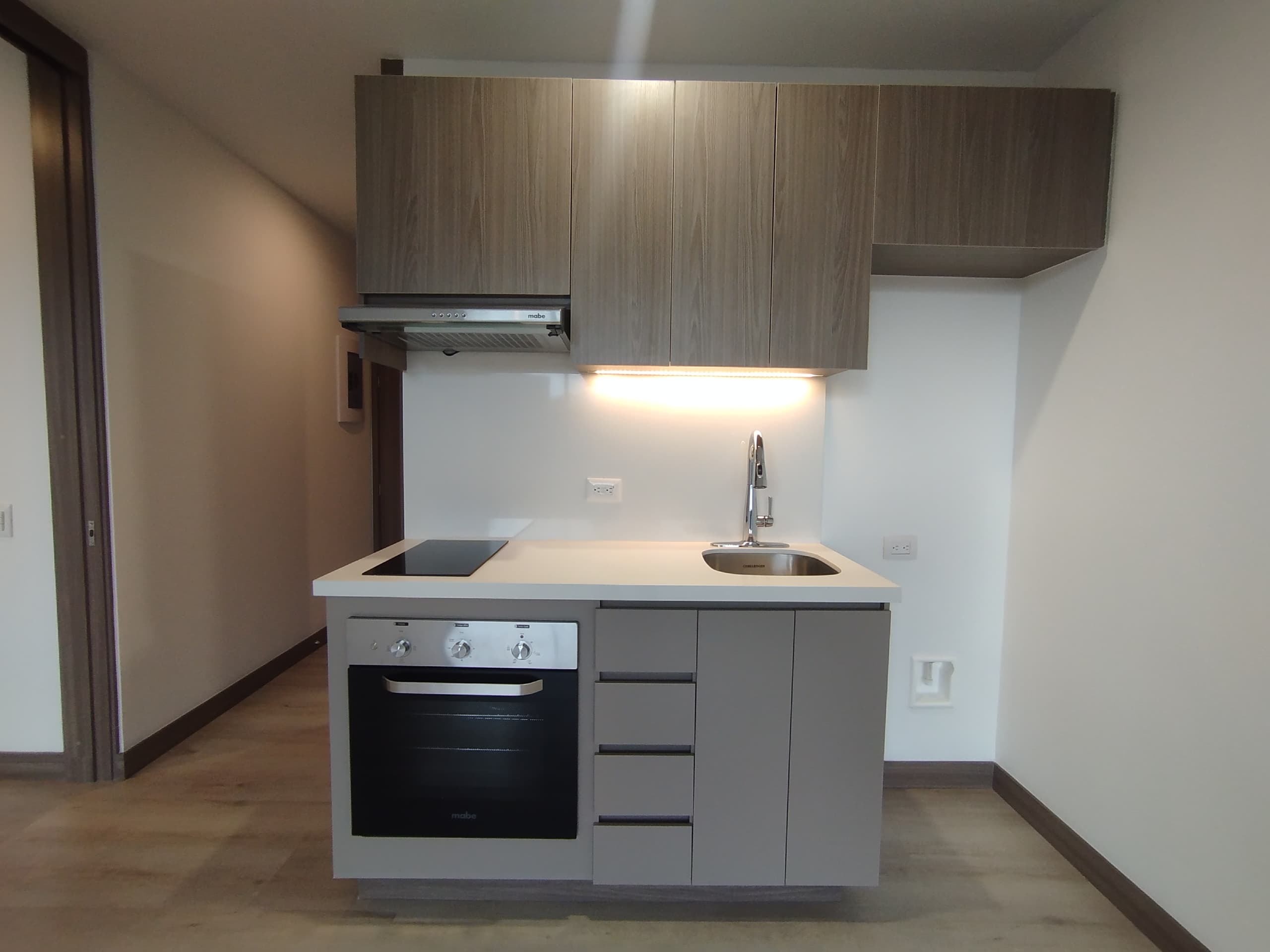 Apartamento en arriendo en Transversal Superior, Poblado, Medellín — foto 4 de 17