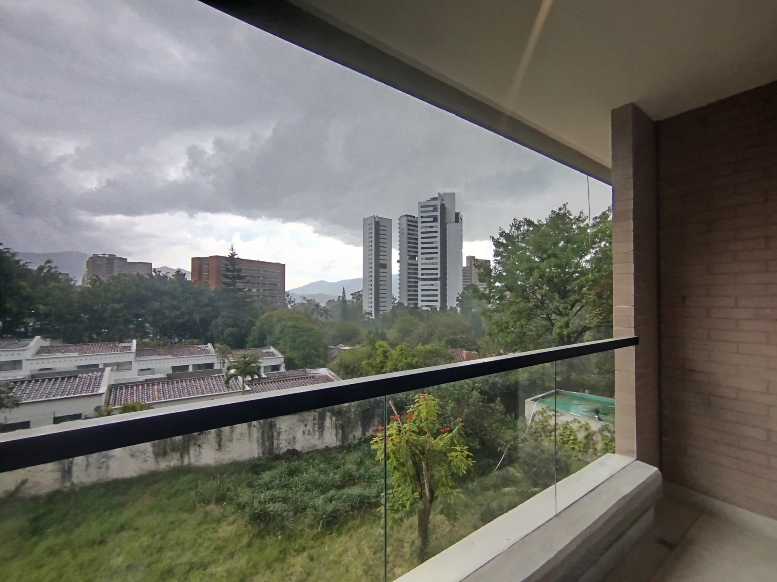 Apartamento en arriendo en Transversal Superior, Poblado, Medellín — foto 5 de 17