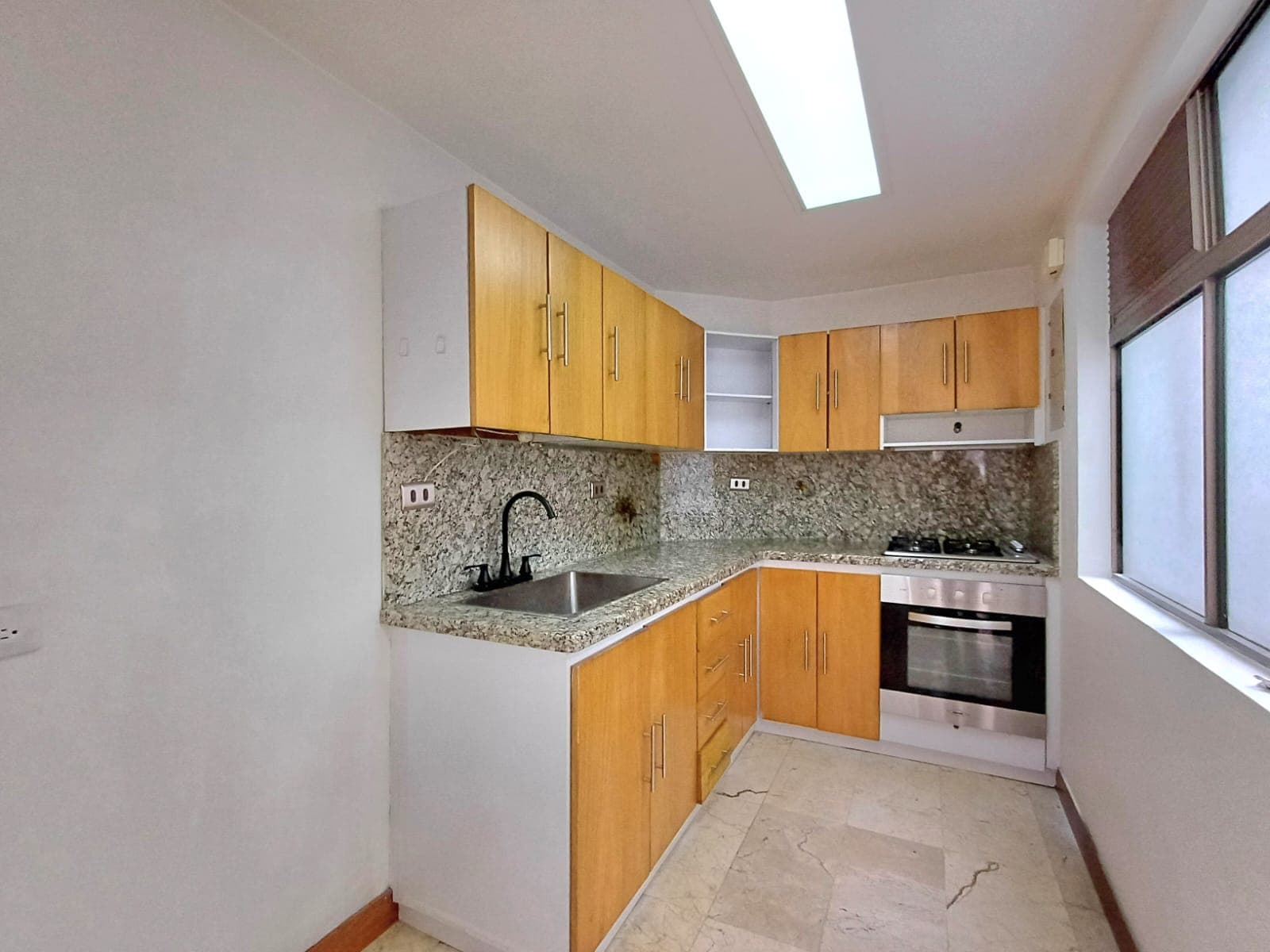 Apartamento en arriendo en Zuñiga, Envigado — foto 1 de 20