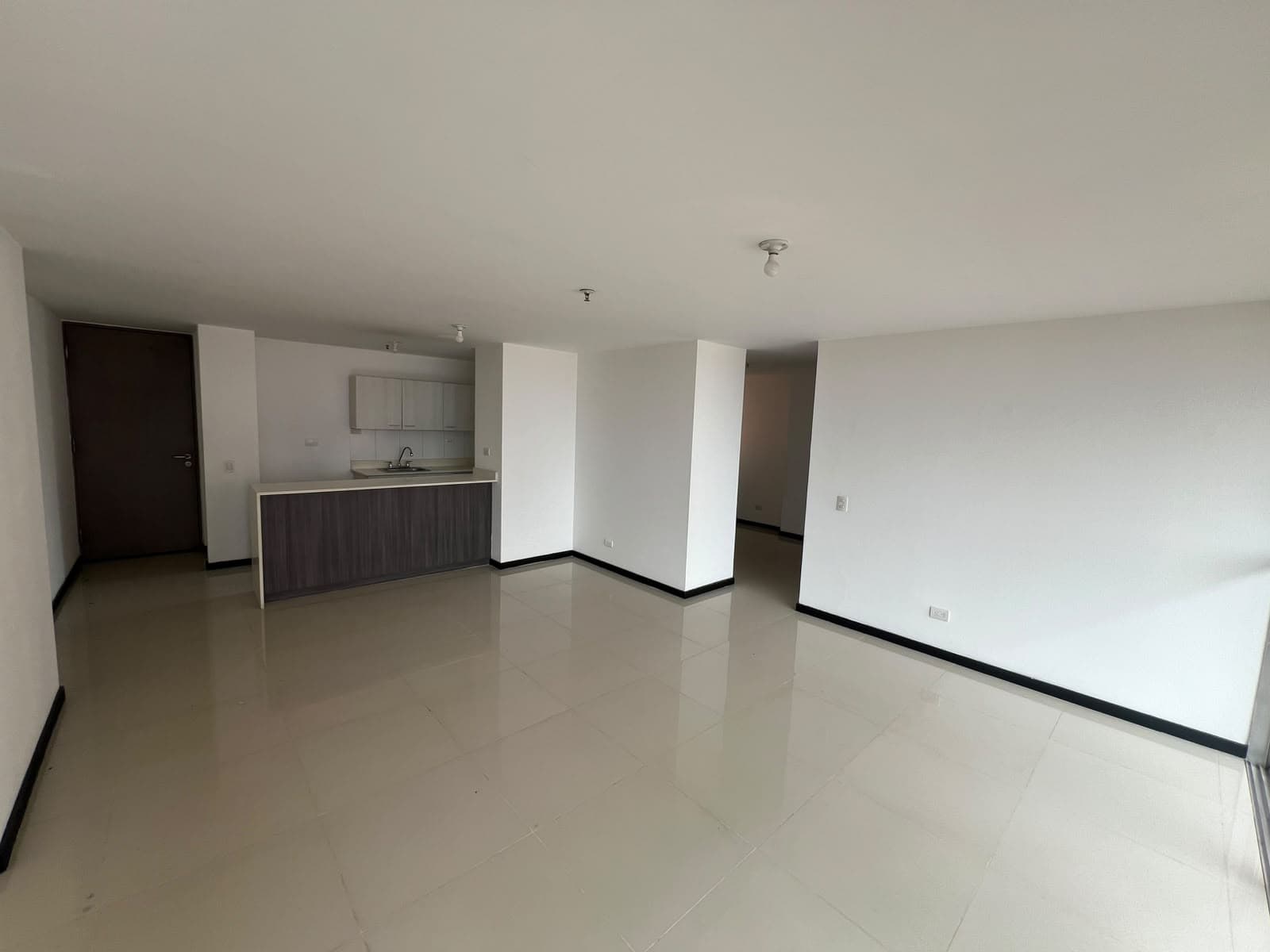 Apartamento en arriendo en San German, Laureles, Medellín — foto 5 de 17