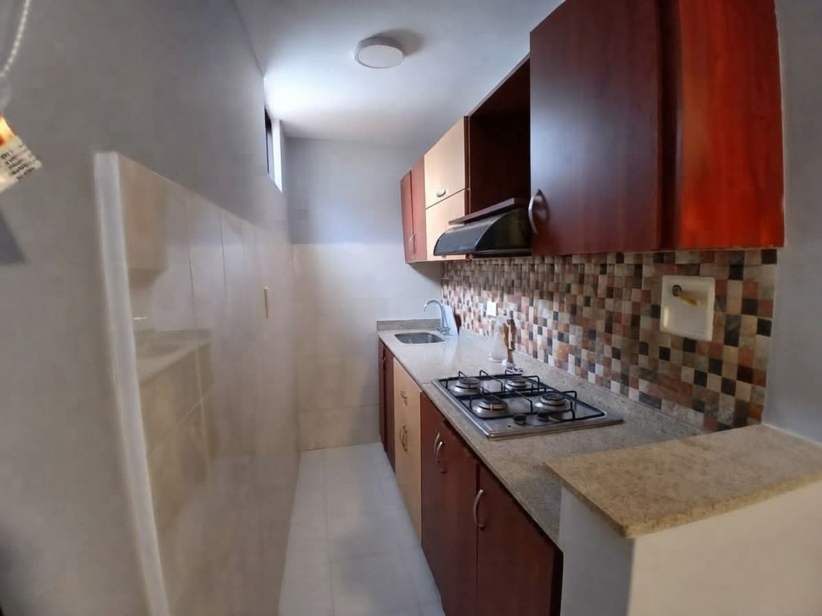 Apartamento en arriendo en Laureles, Medellín — foto 1 de 13