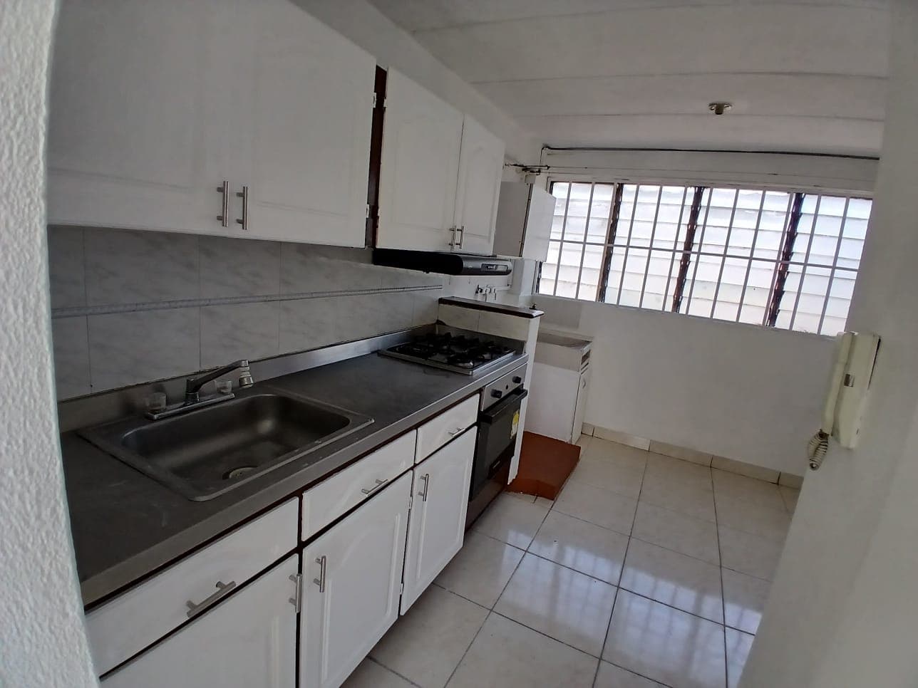 Apartamento en arriendo en La América, Medellín — foto 2 de 12
