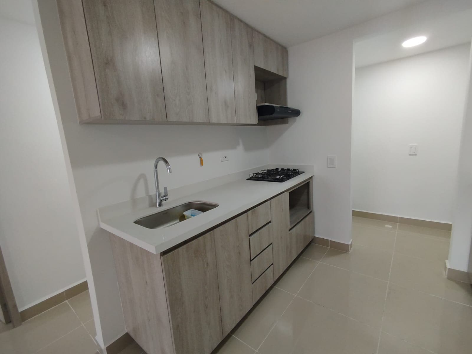 Apartamento en arriendo en Calle Larga, Sabaneta — foto 1 de 14
