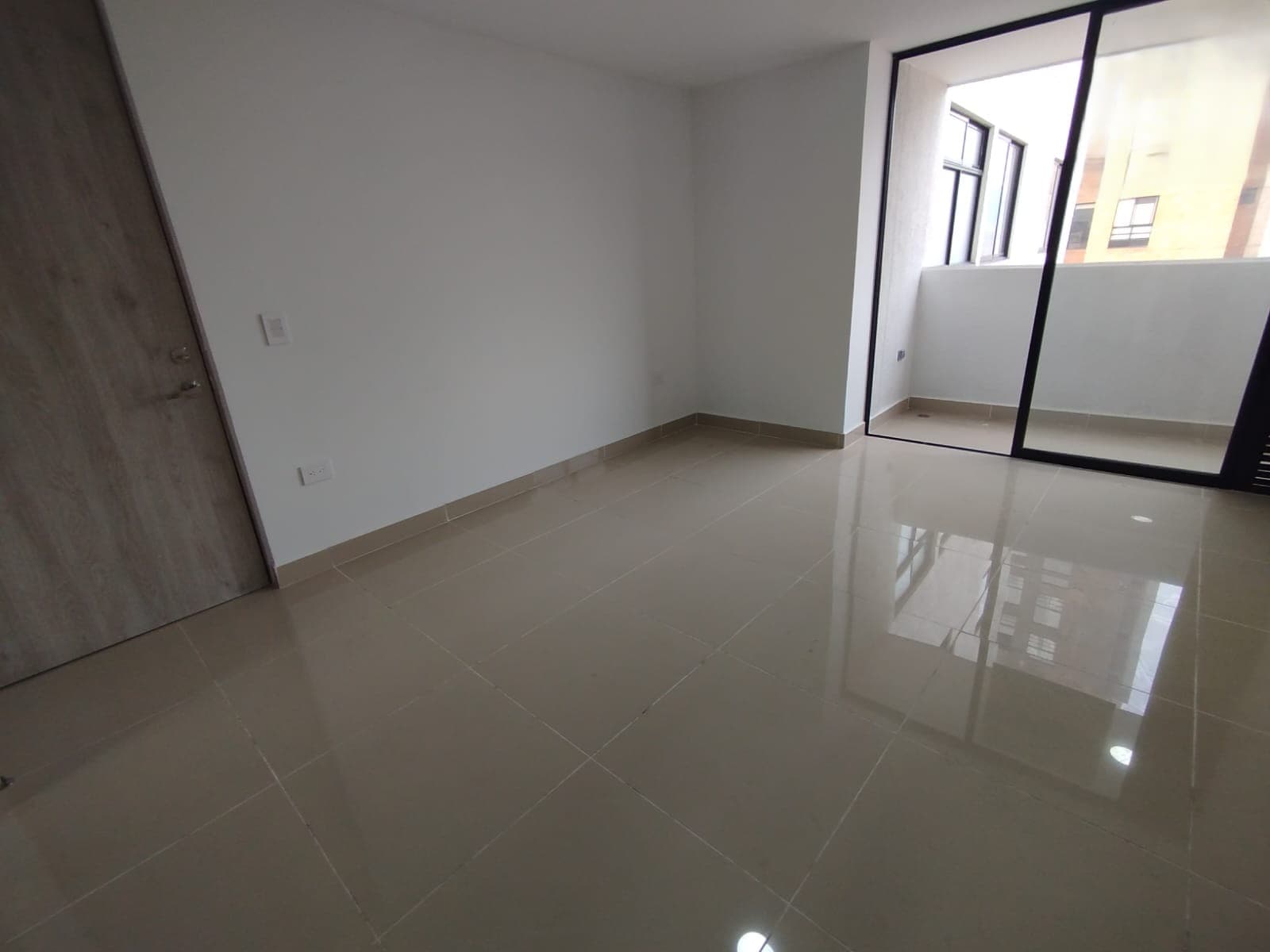 Apartamento en arriendo en Calle Larga, Sabaneta — foto 5 de 14
