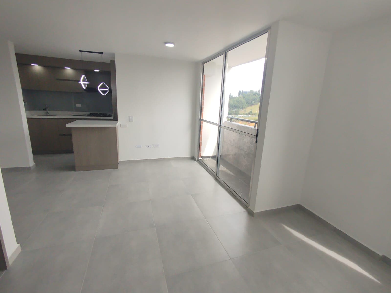 Apartamento en arriendo en Rionegro — foto 3 de 14