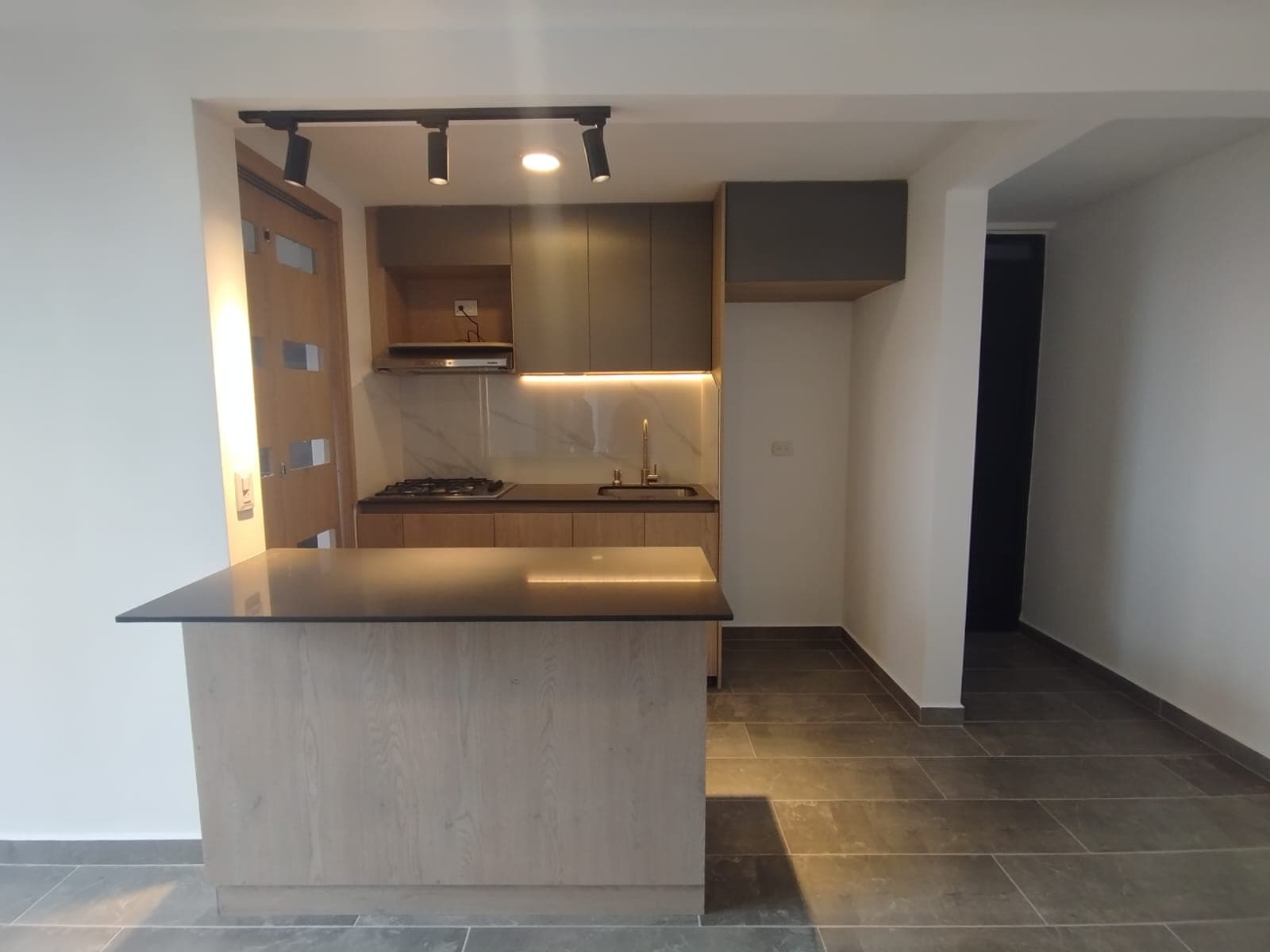 Apartamento en arriendo en Rionegro — foto 1 de 14
