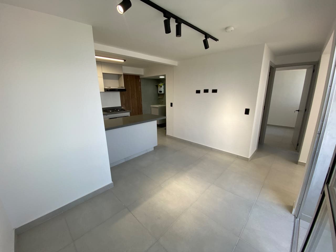Apartamento en arriendo en Maria Auxiliadora, Sabaneta — foto 4 de 17