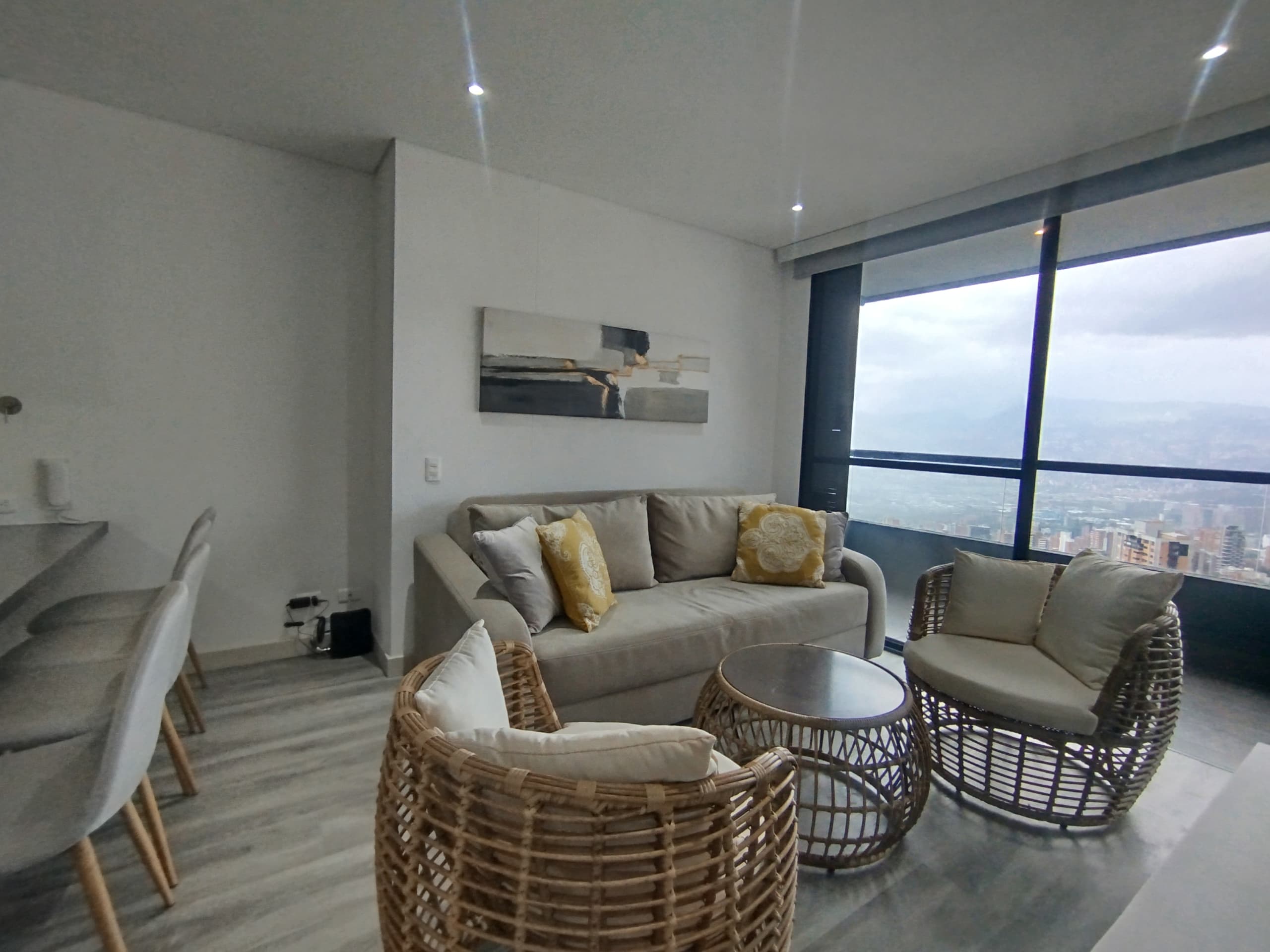 Apartamento en arriendo en Los Balsos, Poblado, Medellín — foto 4 de 20