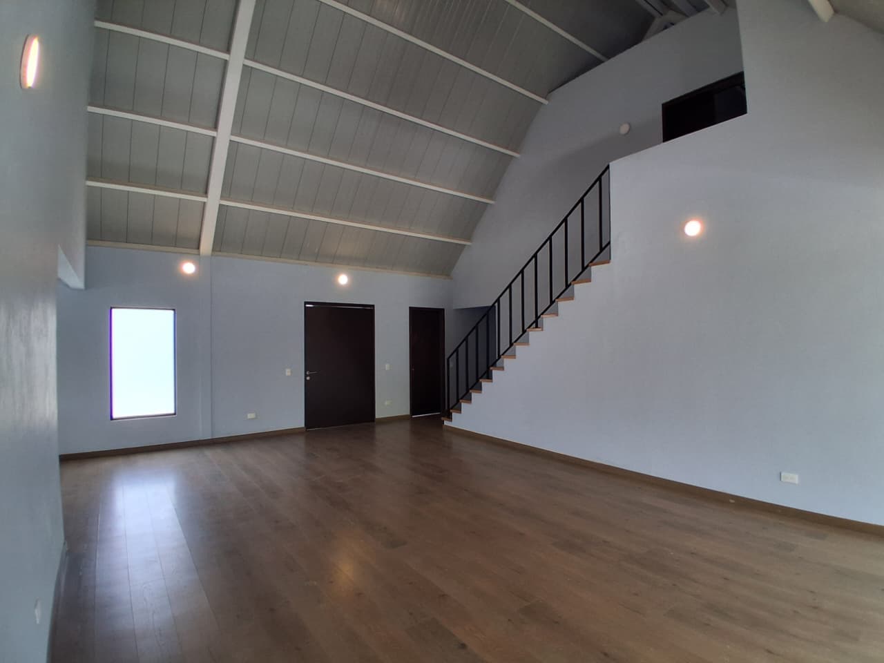 Casa Campestre en arriendo en La Ceja — foto 3 de 20
