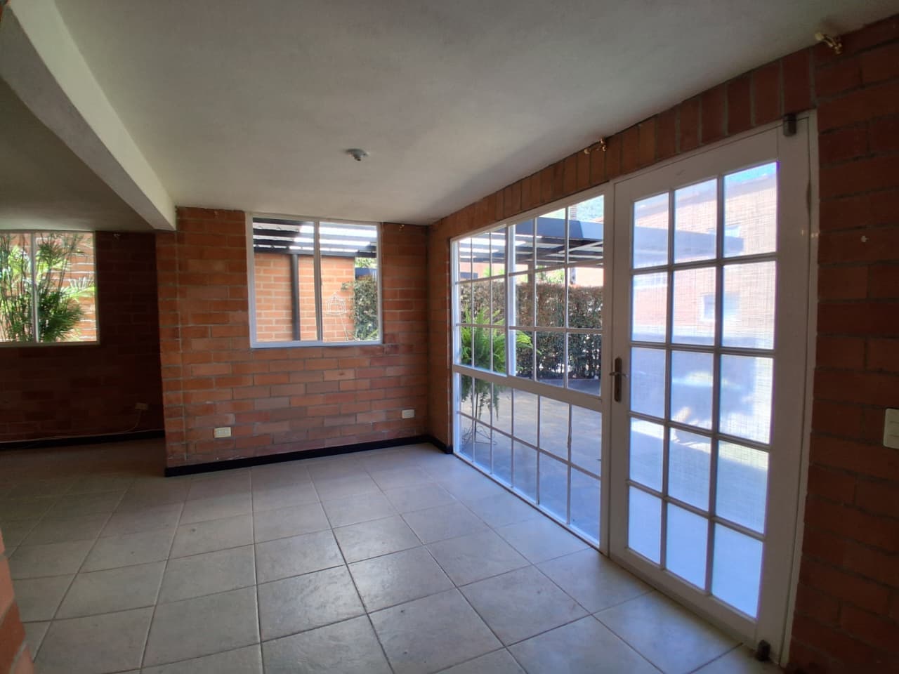 Casa Vivienda en arriendo en La Ceja — foto 3 de 19