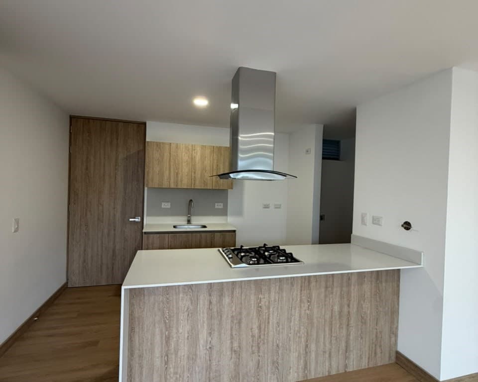 Apartamento en arriendo en Rionegro — foto 4 de 18