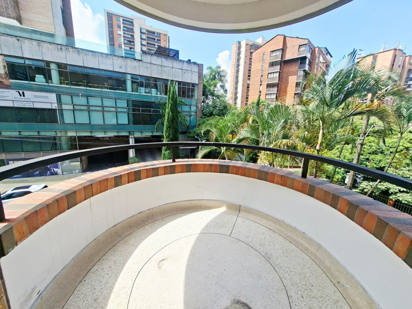 Apartamento en arriendo en Castropol, Poblado, Medellín — foto 5 de 20