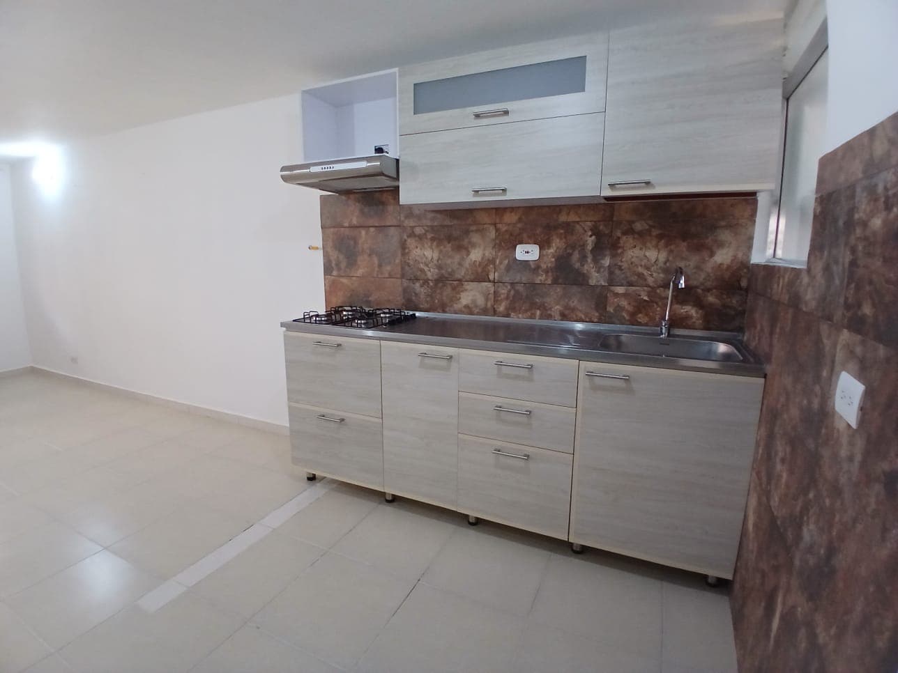 Apartamento en arriendo en Robledo, Medellín — foto 1 de 17