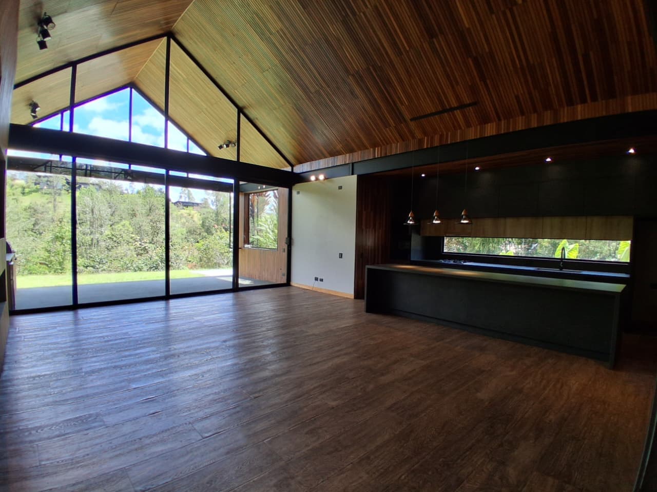 Casa Campestre en arriendo en El Retiro Campestre — foto 3 de 20