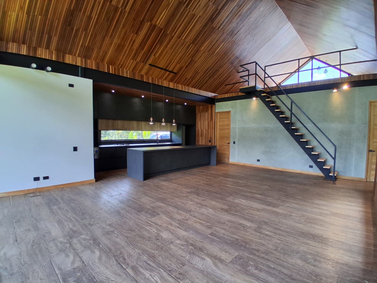 Casa Campestre en arriendo en El Retiro Campestre — foto 4 de 20