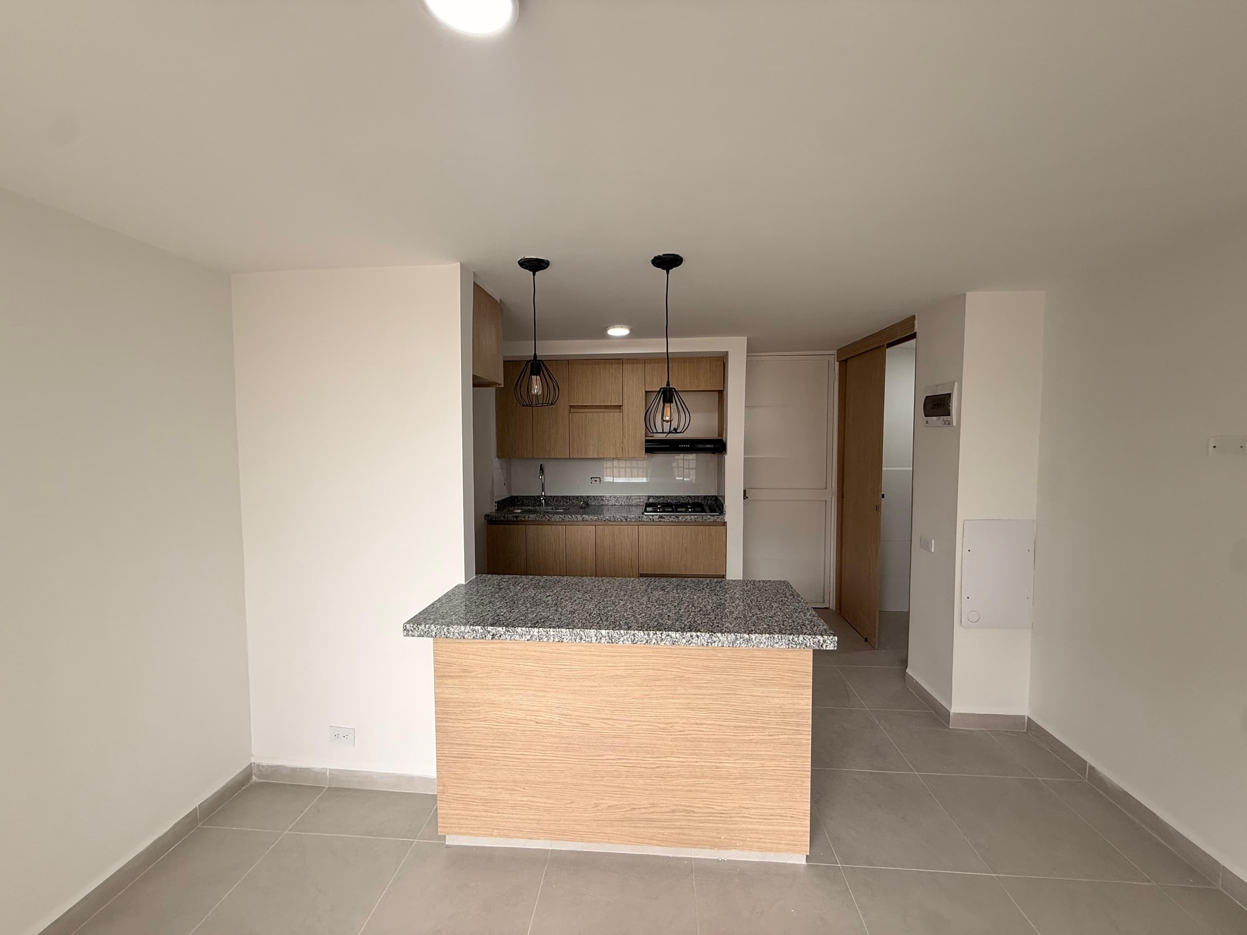 Apartamento en arriendo en Marinilla — foto 4 de 16
