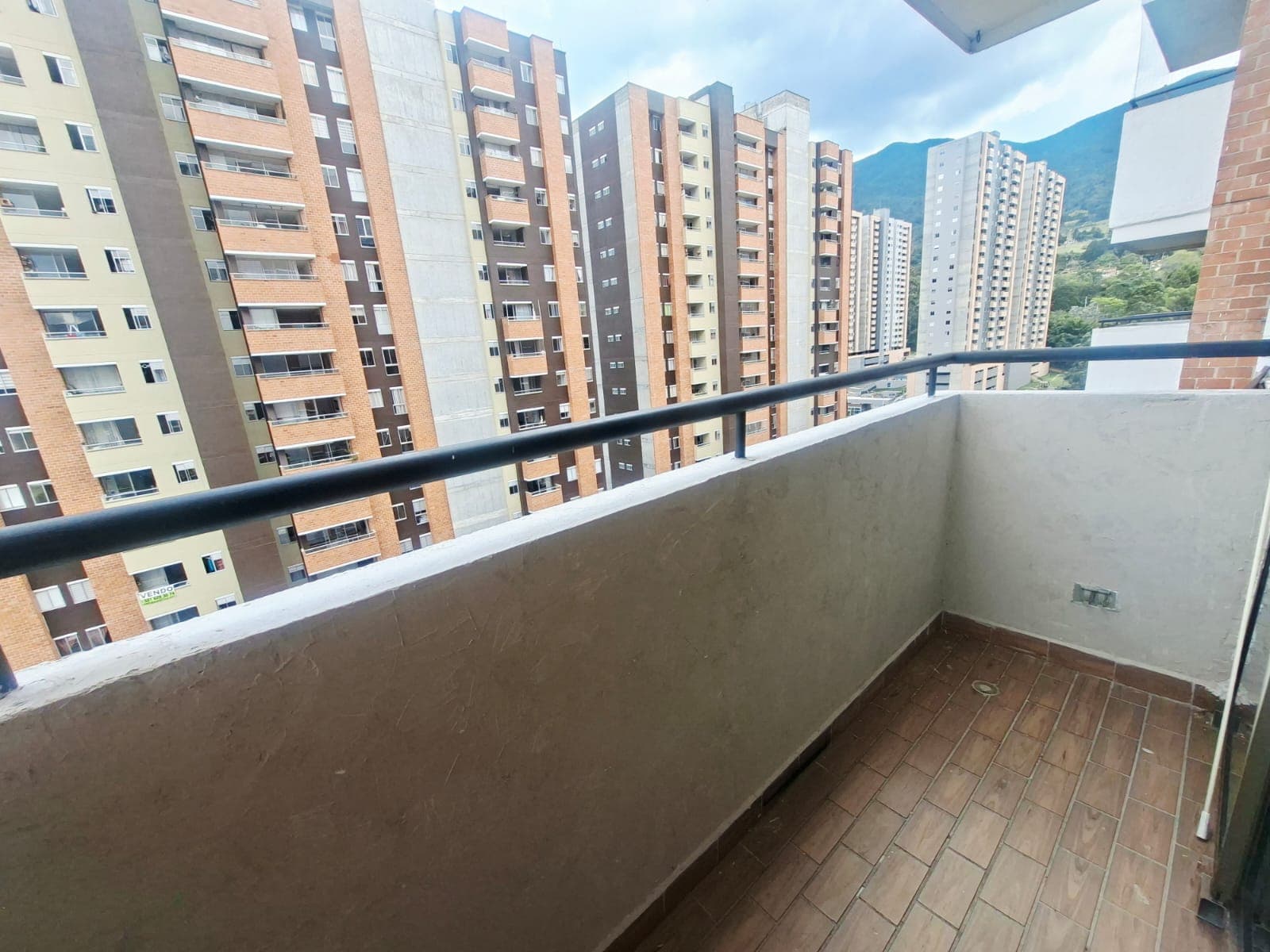 Apartamento en arriendo en La Ferreria, La Estrella — foto 4 de 16