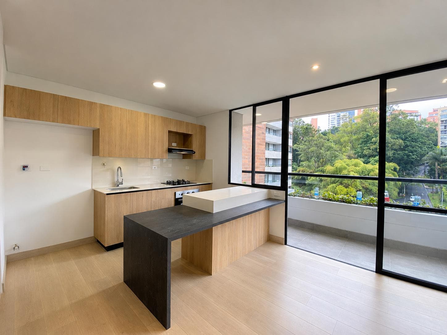 Apartamento En Arriendo En Los Balsos, Medellín