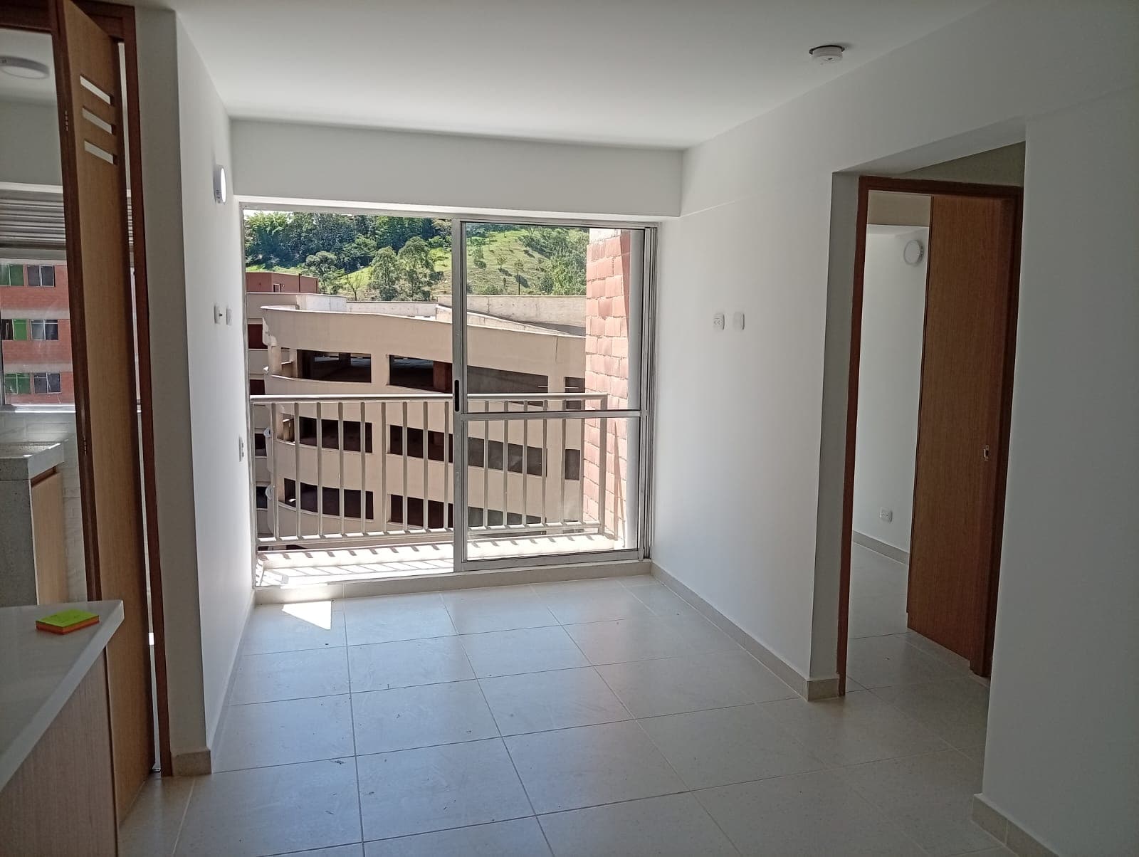 Apartamento en arriendo en Robledo, Medellín — foto 1 de 14