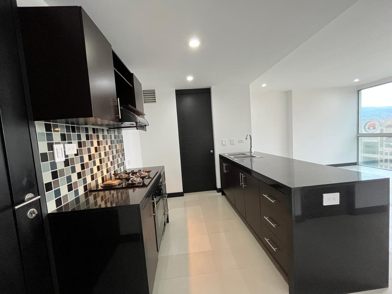 Apartamento en arriendo en Alejandría, Poblado, Medellín — foto 2 de 20