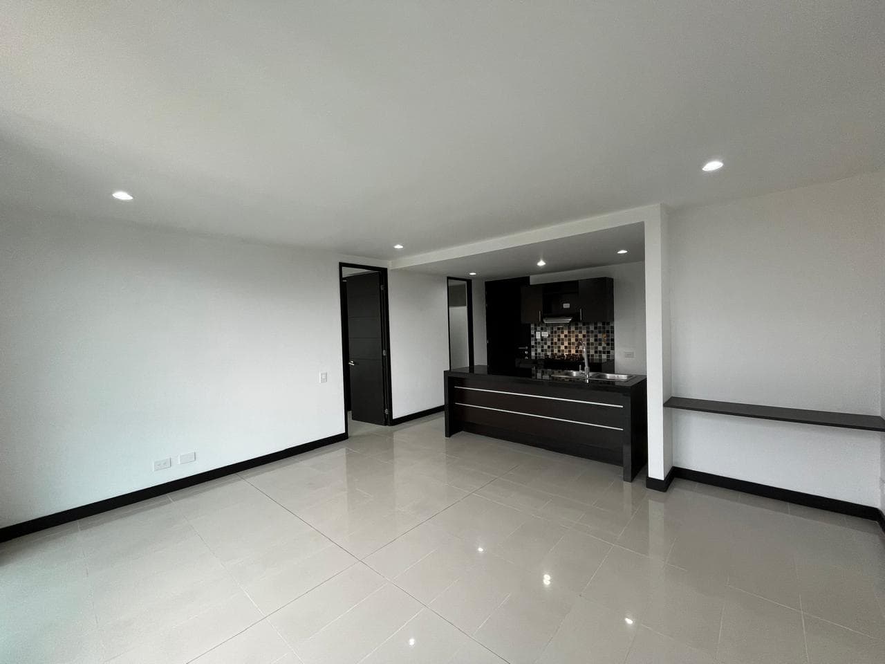 Apartamento en arriendo en Alejandría, Poblado, Medellín — foto 3 de 20