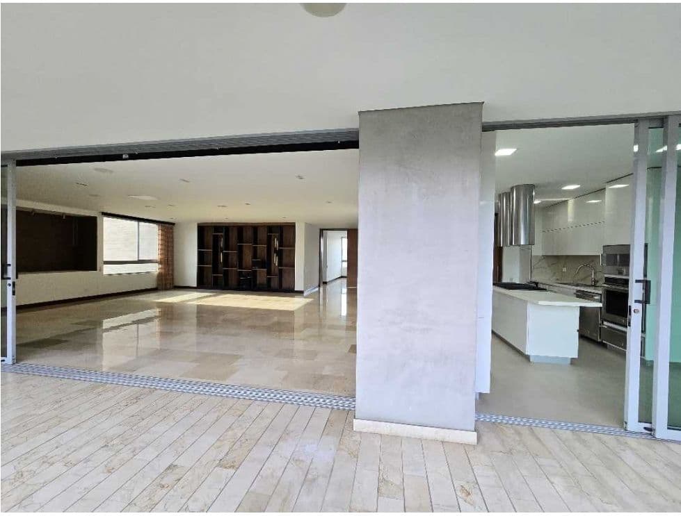 Apartamento en arriendo en San Lucas, Poblado, Medellín — foto 3 de 13