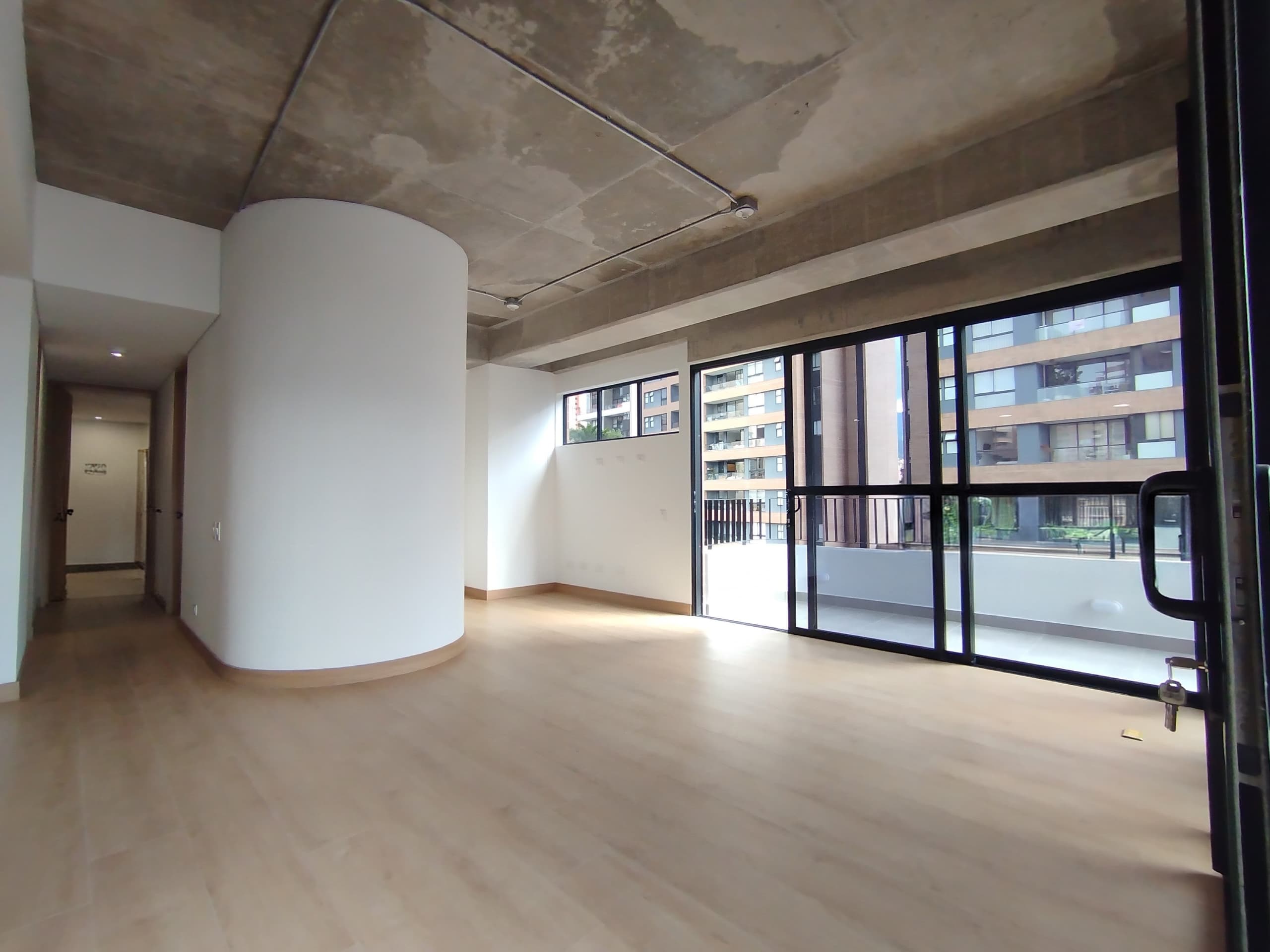 Apartamento en arriendo en Lalinde, Poblado, Medellín — foto 3 de 20