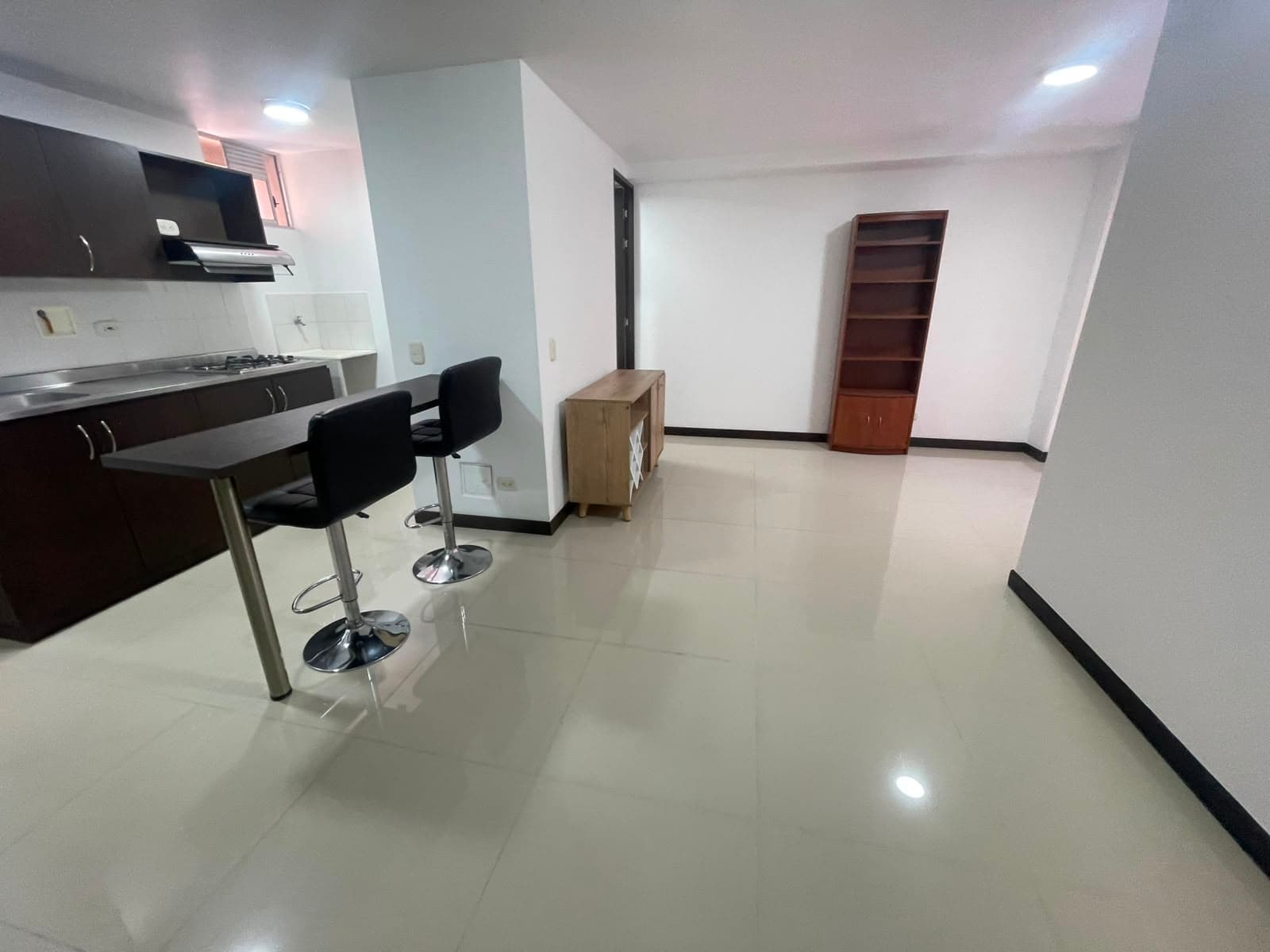 Apartaestudio en arriendo en Belen Miravalle, Suroccidental, Medellín — foto 3 de 12