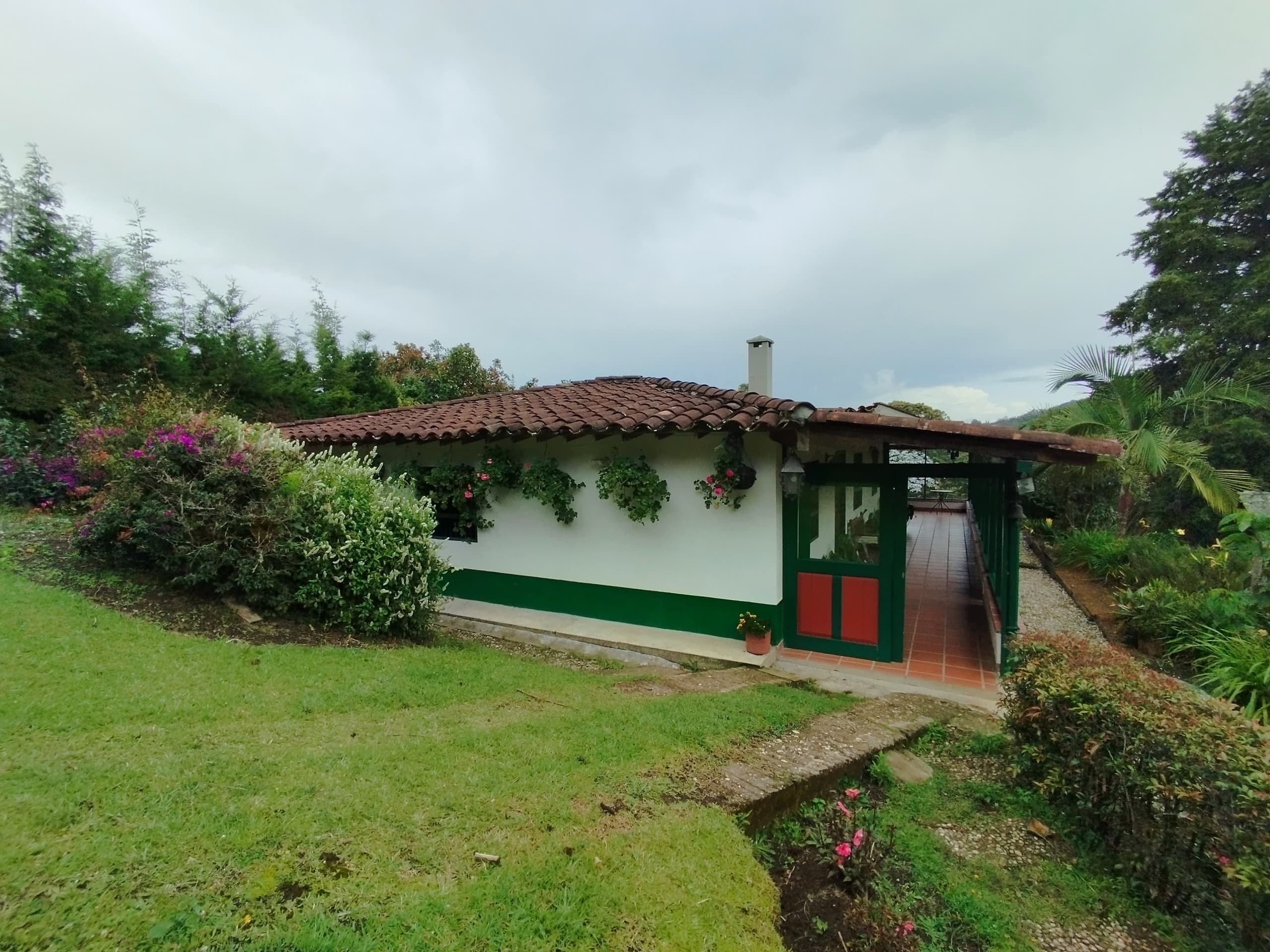 Finca en arriendo en La Ceja — foto 1 de 20