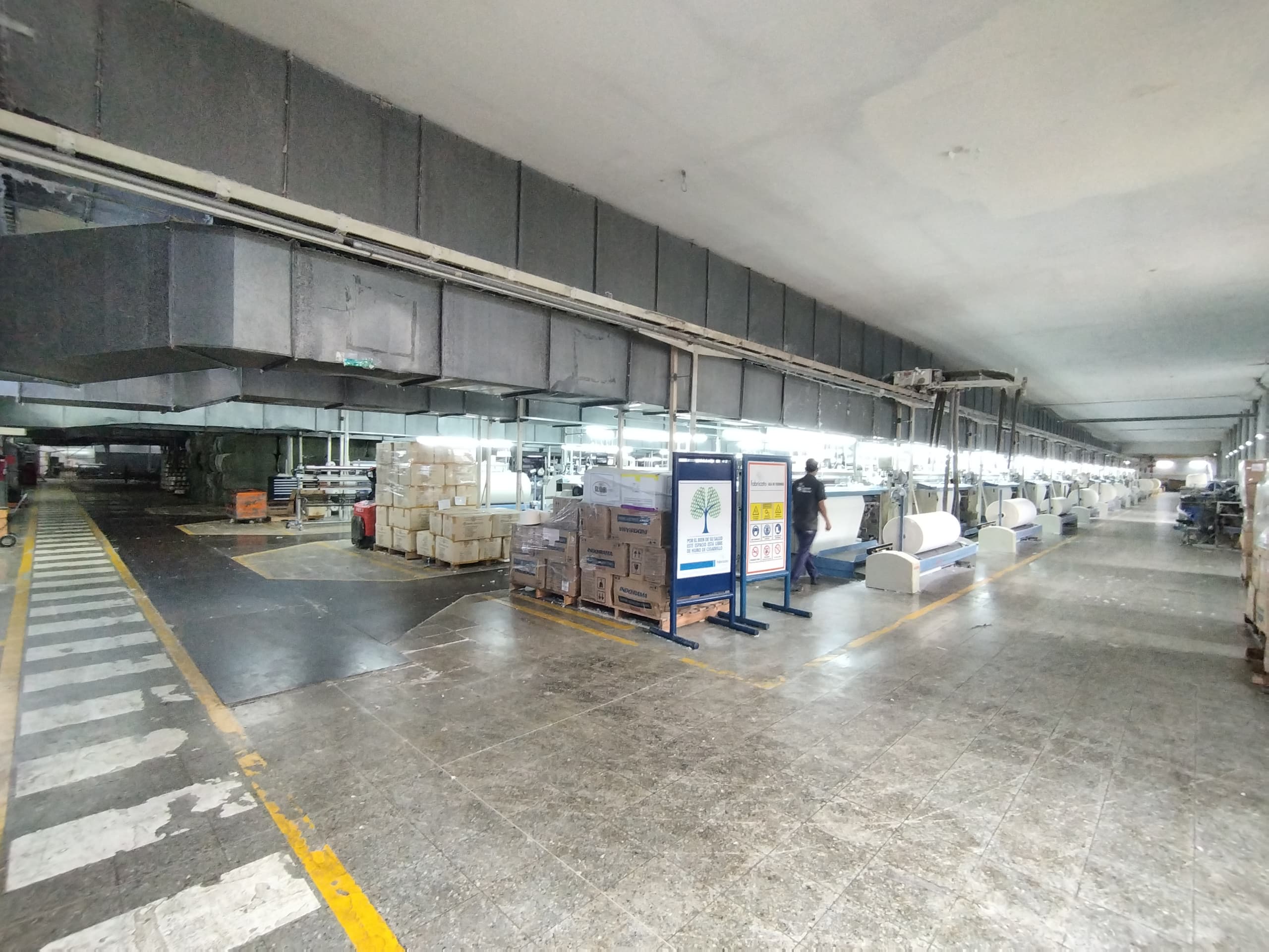 Bodega en arriendo en San Jose Obrero, Bello — foto 1 de 20