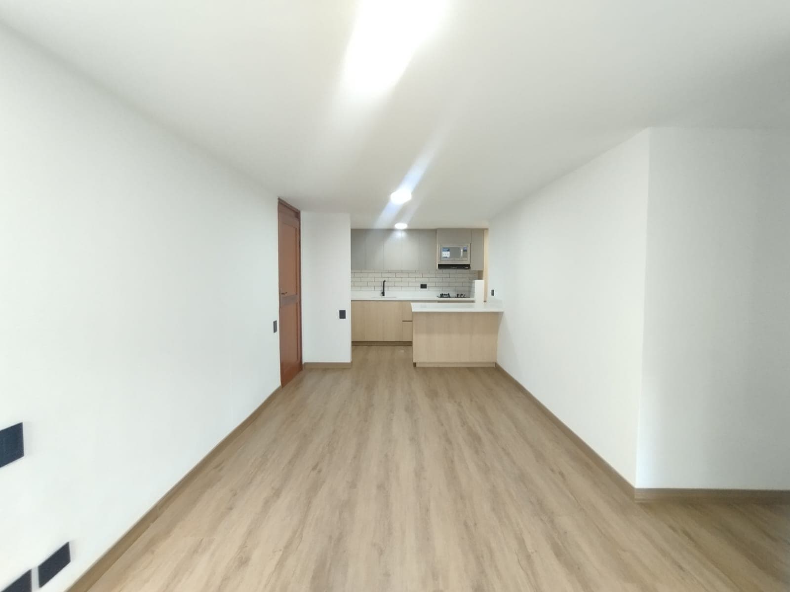 Apartamento en arriendo en Altos del Poblado Cola del Zorro, Medellín — foto 1 de 20