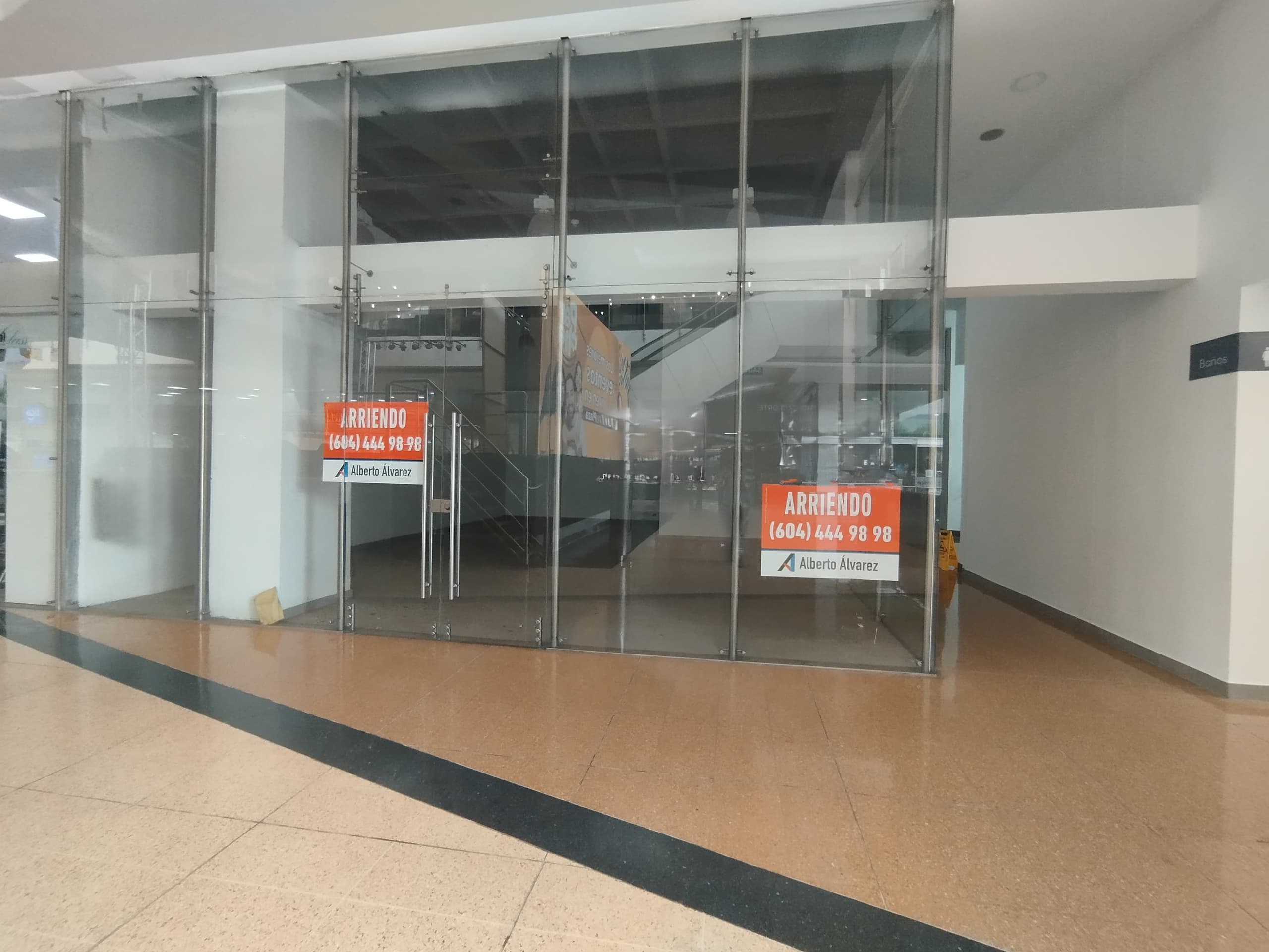 Local en arriendo en Perpetuo Socorro, Centro, Medellín — foto 1 de 10