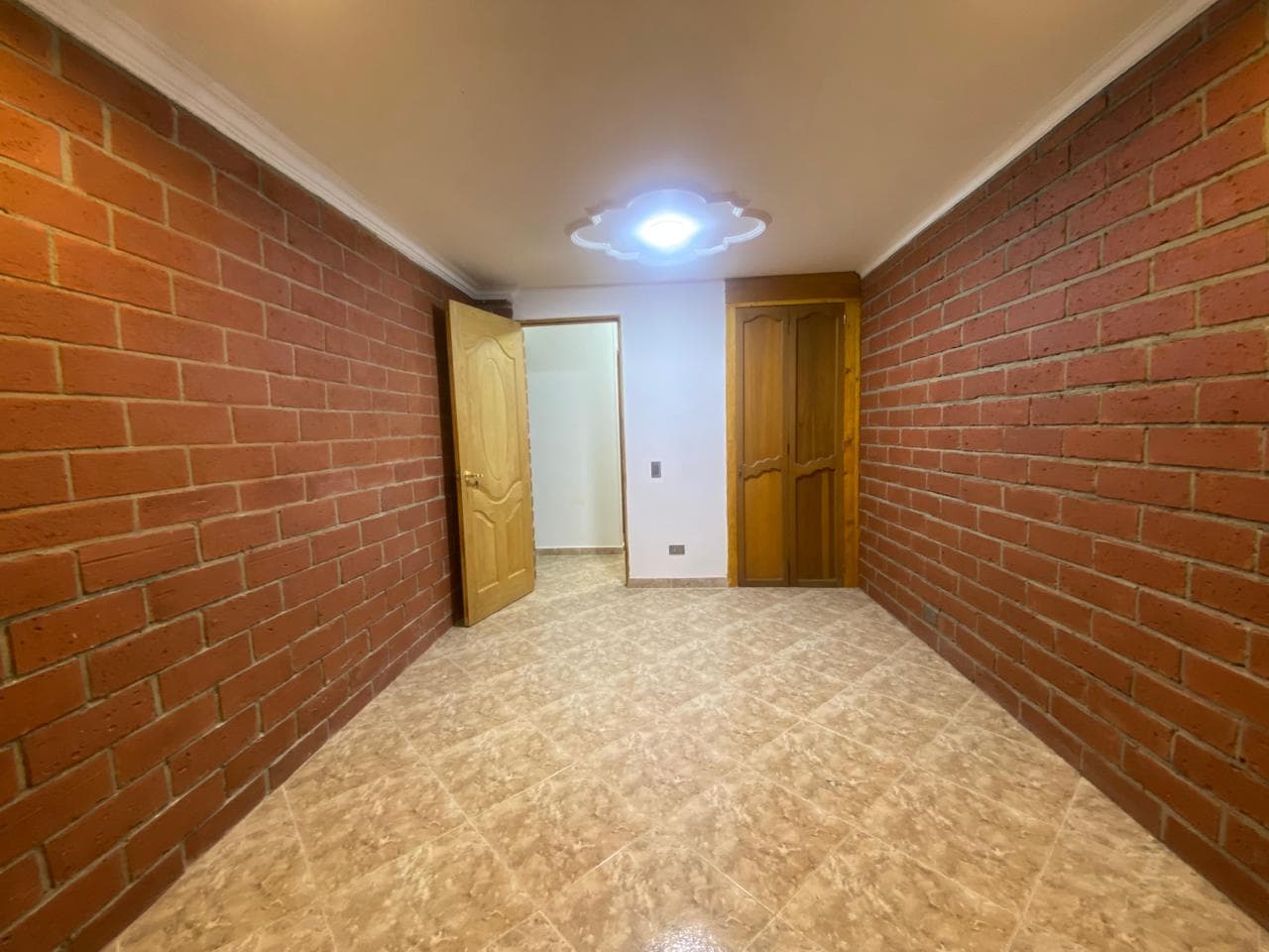 Apartaestudio en arriendo en Villa Grande, Envigado — foto 1 de 12