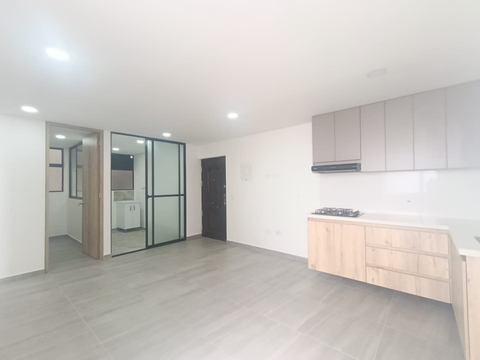 Apartamento en arriendo en Marinilla — foto 1 de 14