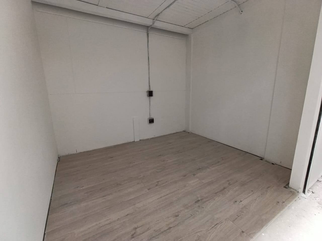 Local en arriendo en Parque De, Envigado — foto 1 de 15