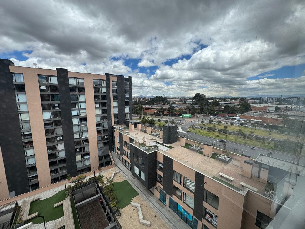 Apartaestudio en arriendo en Modelia, Fontibon, Bogotá, D.c. — foto 1 de 17