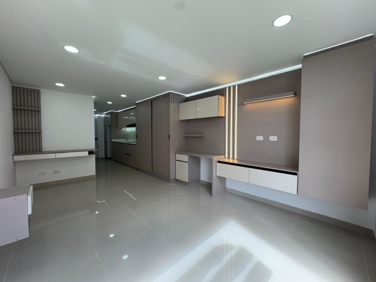 Apartaestudio en arriendo en Modelia, Fontibon, Bogotá, D.c. — foto 1 de 15