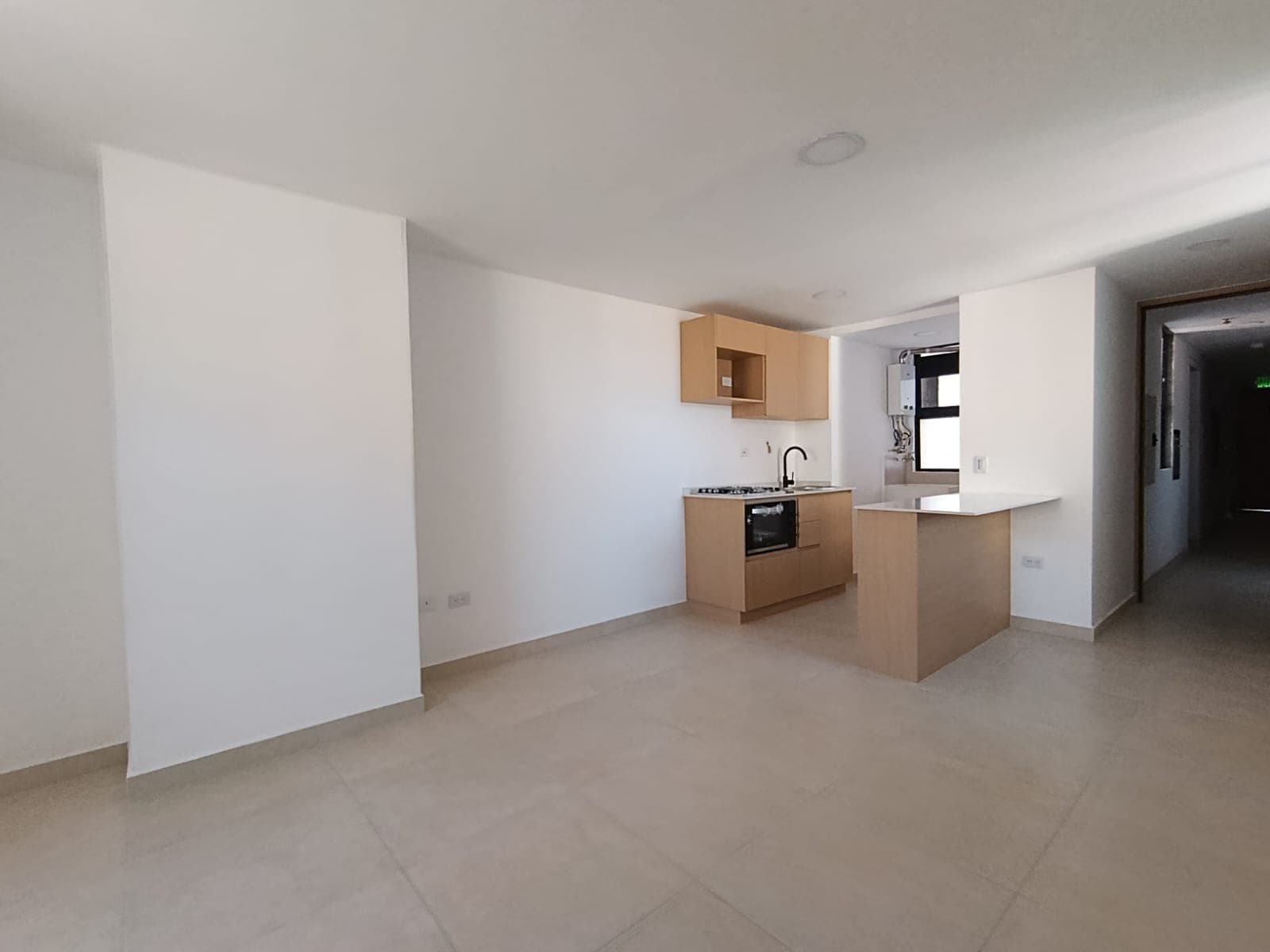 Apartamento en arriendo en Calle Larga, Sabaneta — foto 1 de 15