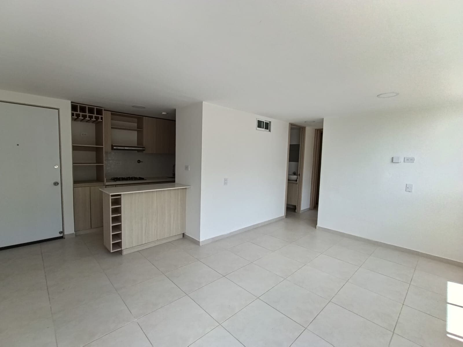 Apartamento en arriendo en Sector El Tranvía, Rionegro — foto 1 de 10
