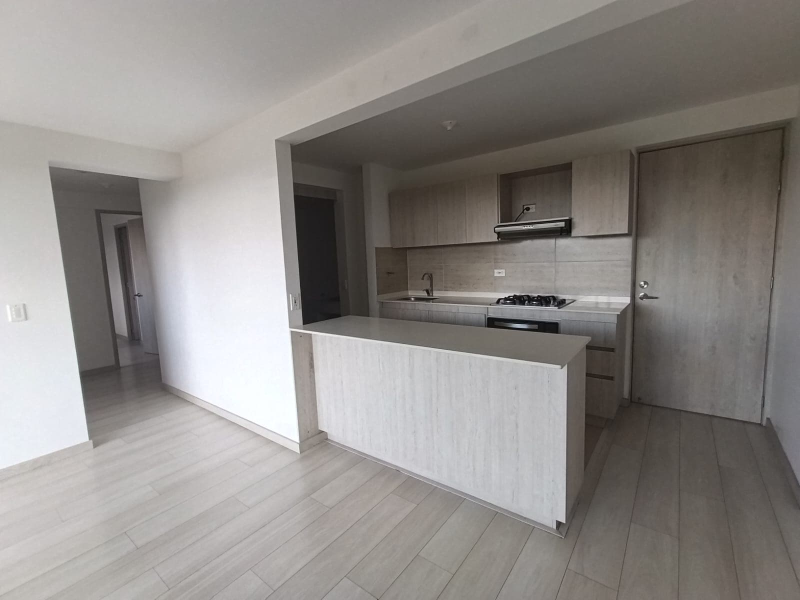 Apartamento en arriendo en San Antonio de Pereira, Rionegro — foto 1 de 12