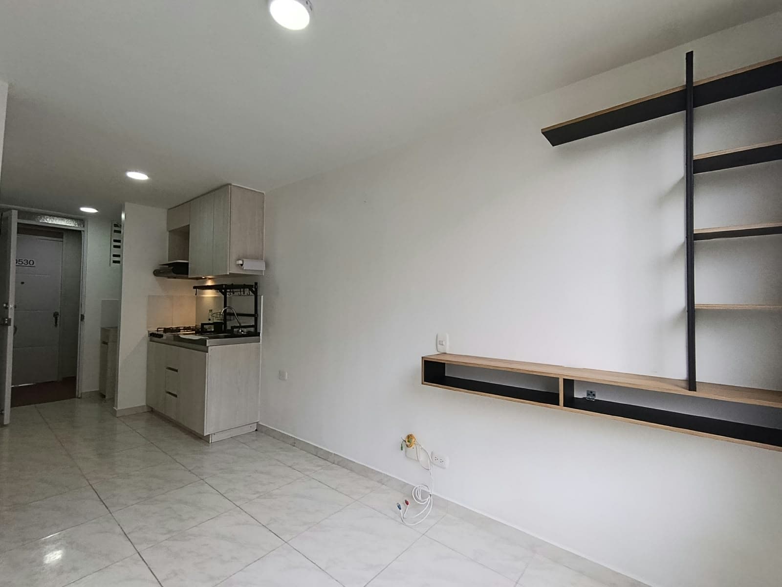 Apartamento en arriendo en San Antonio de Prado, Medellín — foto 1 de 15