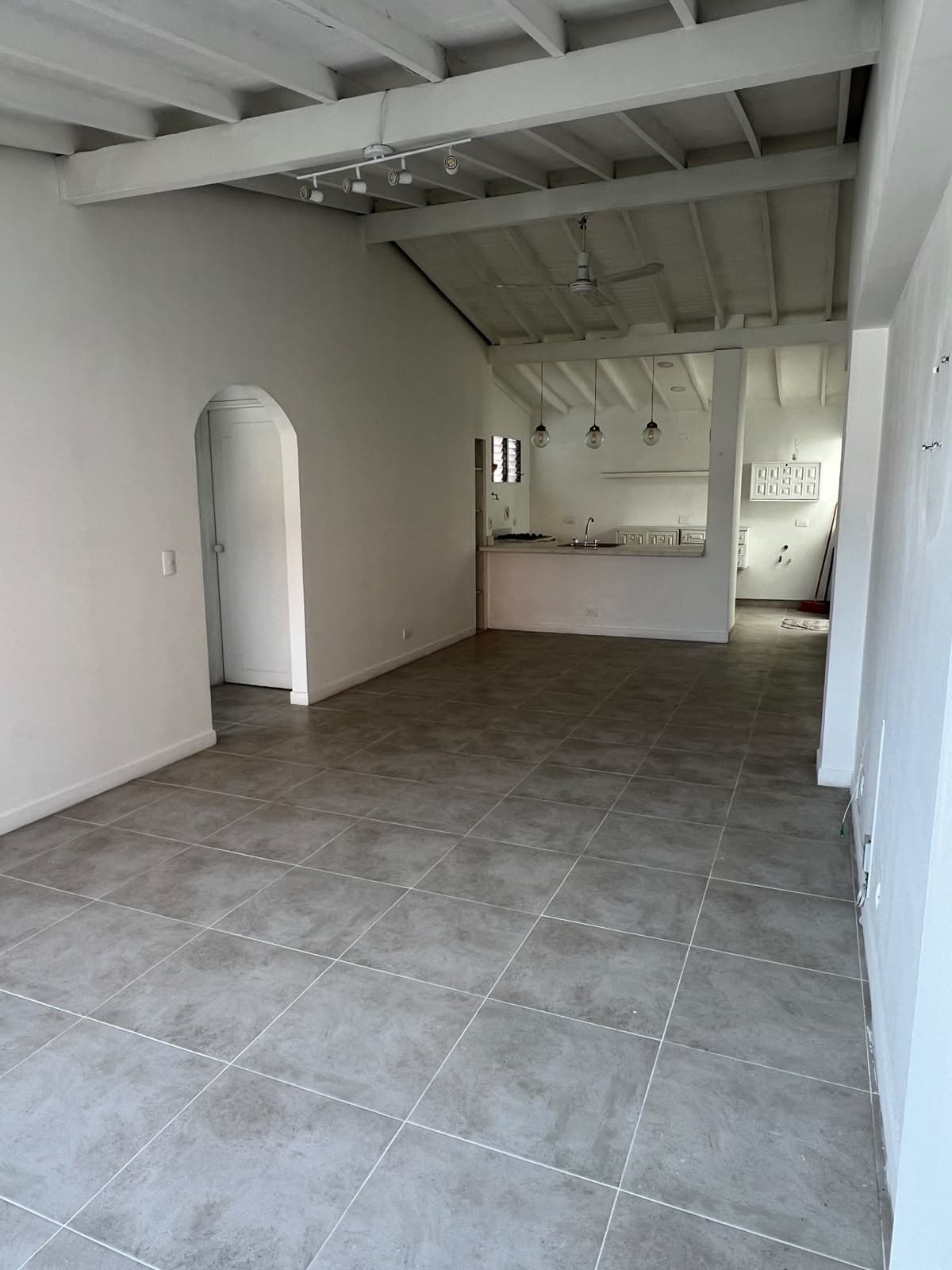 Apartamento en arriendo en Laureles Medellín — foto 1 de 18