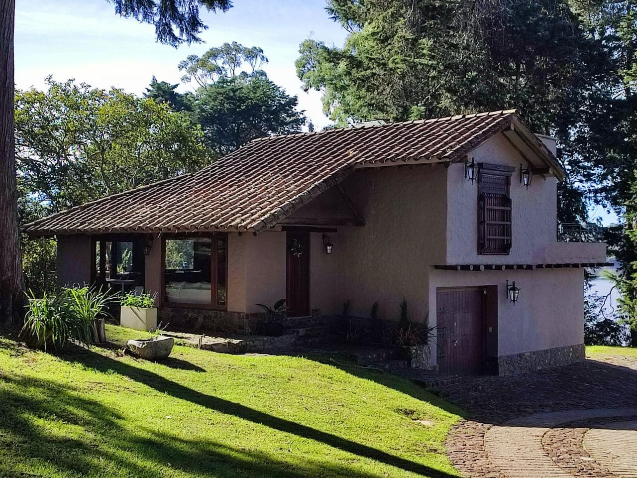 Casa Vivienda en arriendo en El Retiro — foto 1 de 15