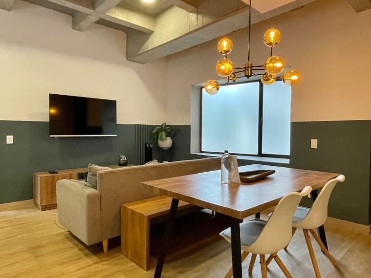Apartamento en arriendo en Laureles, Medellín — foto 1 de 19