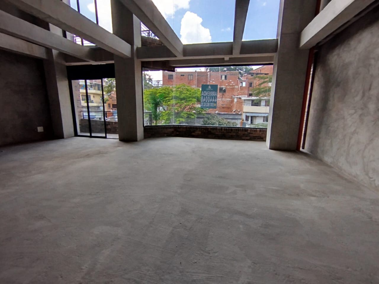 Local en arriendo en Aranjuez, Centro, Medellín — foto 1 de 12