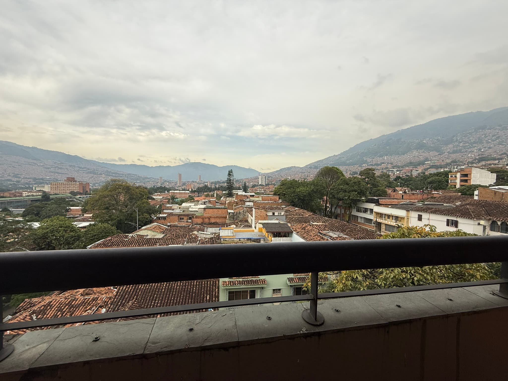Local en arriendo en Prado, Centro, Medellín — foto 1 de 14
