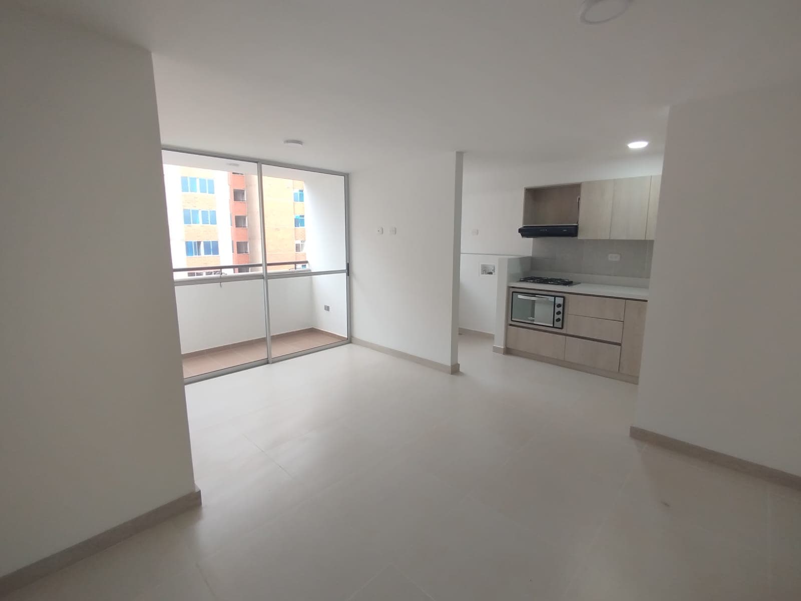 Apartamento en arriendo en Rionegro — foto 1 de 14