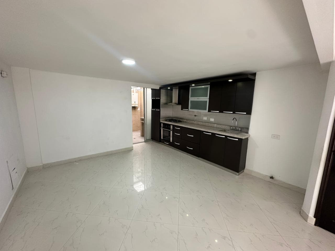 Casa Vivienda en arriendo en El Dorado, Envigado — foto 1 de 20