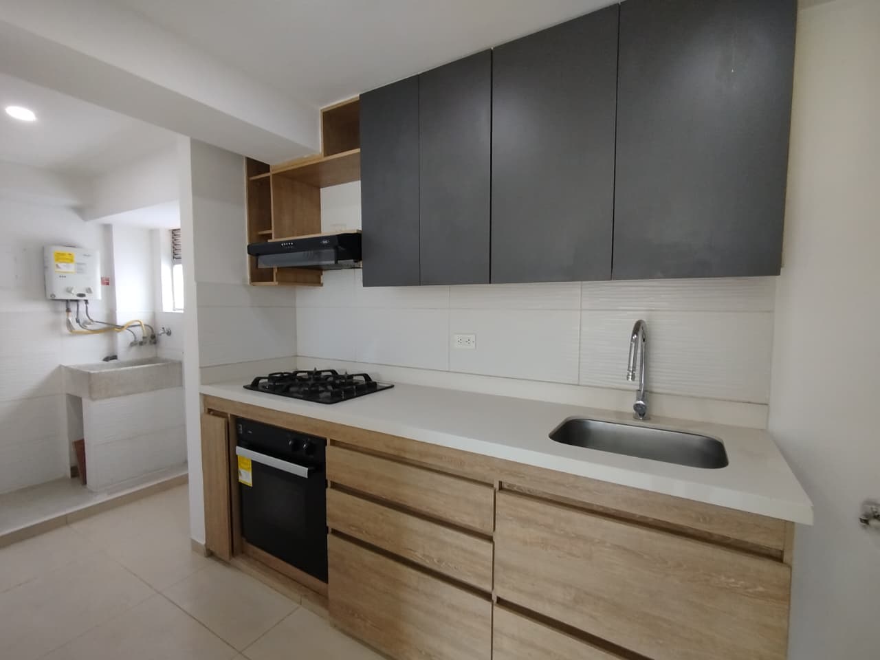 Apartamento en arriendo en Las Mercedes, Belen, Medellín — foto 1 de 14