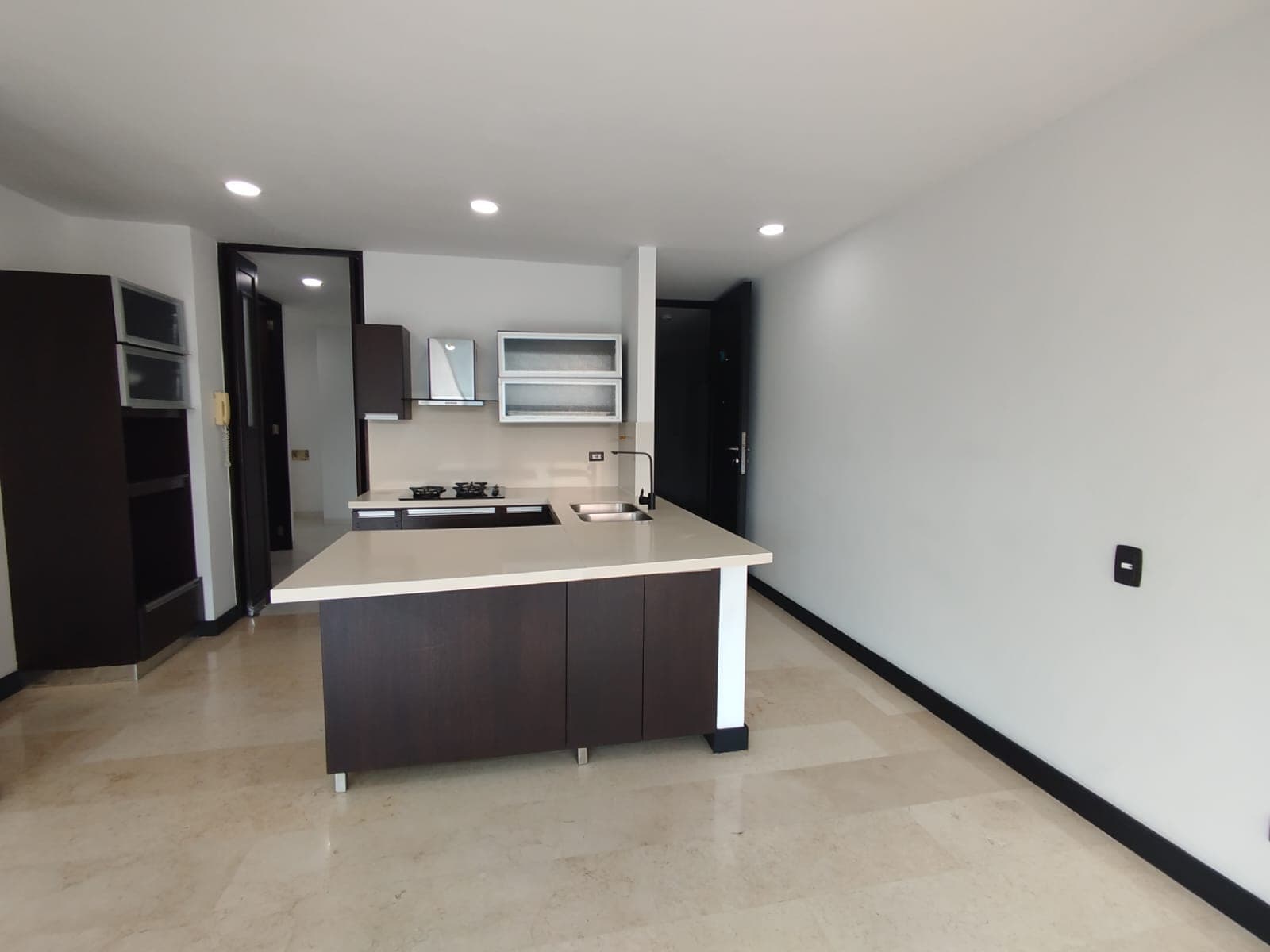 Apartamento en arriendo en Las Lomitas, Sabaneta — foto 1 de 20